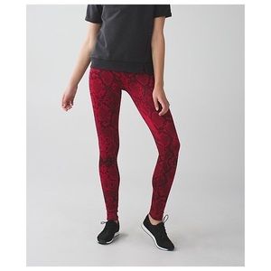LULULEMON Red snake skin print leggings